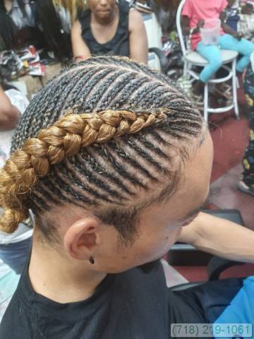 Good Lady  Hair Braiding gallery picture 18