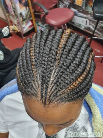 Good Lady  Hair Braiding gallery picture 17