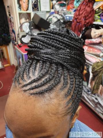 Good Lady  Hair Braiding gallery picture 29